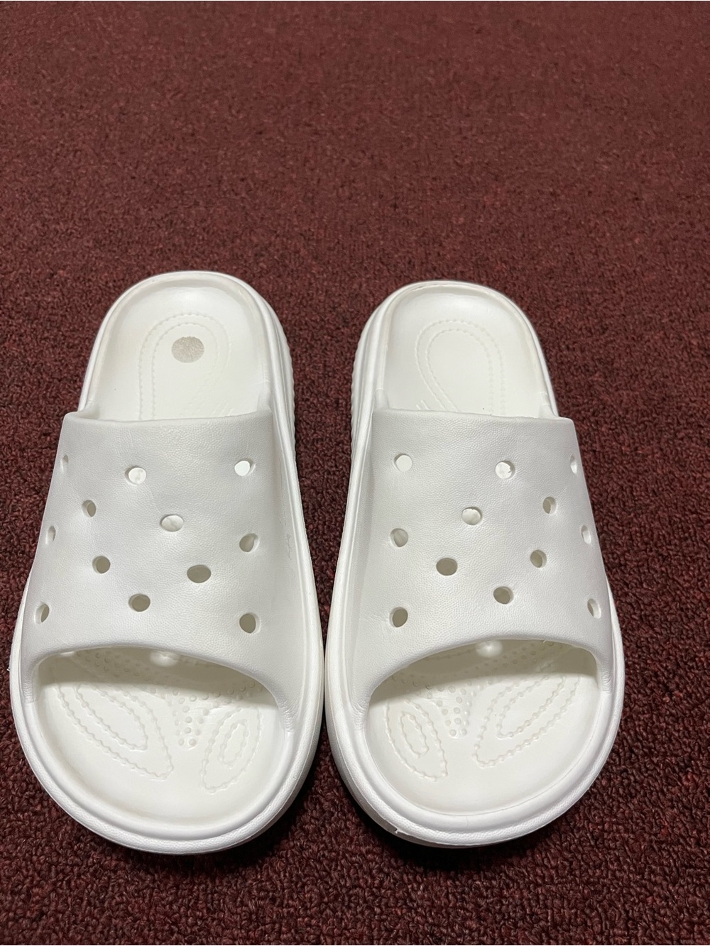 White Women's Slide Sandals - Comfortable Open-Toe Slippers